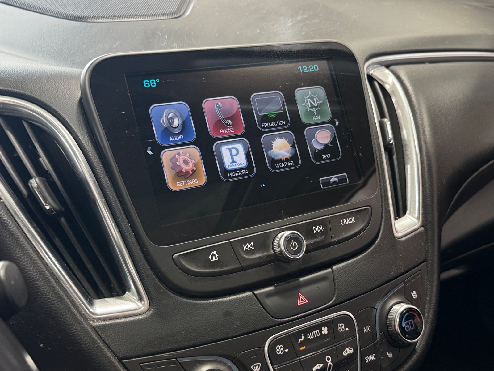 Thumbnail: 2016 Chevrolet Malibu - 3