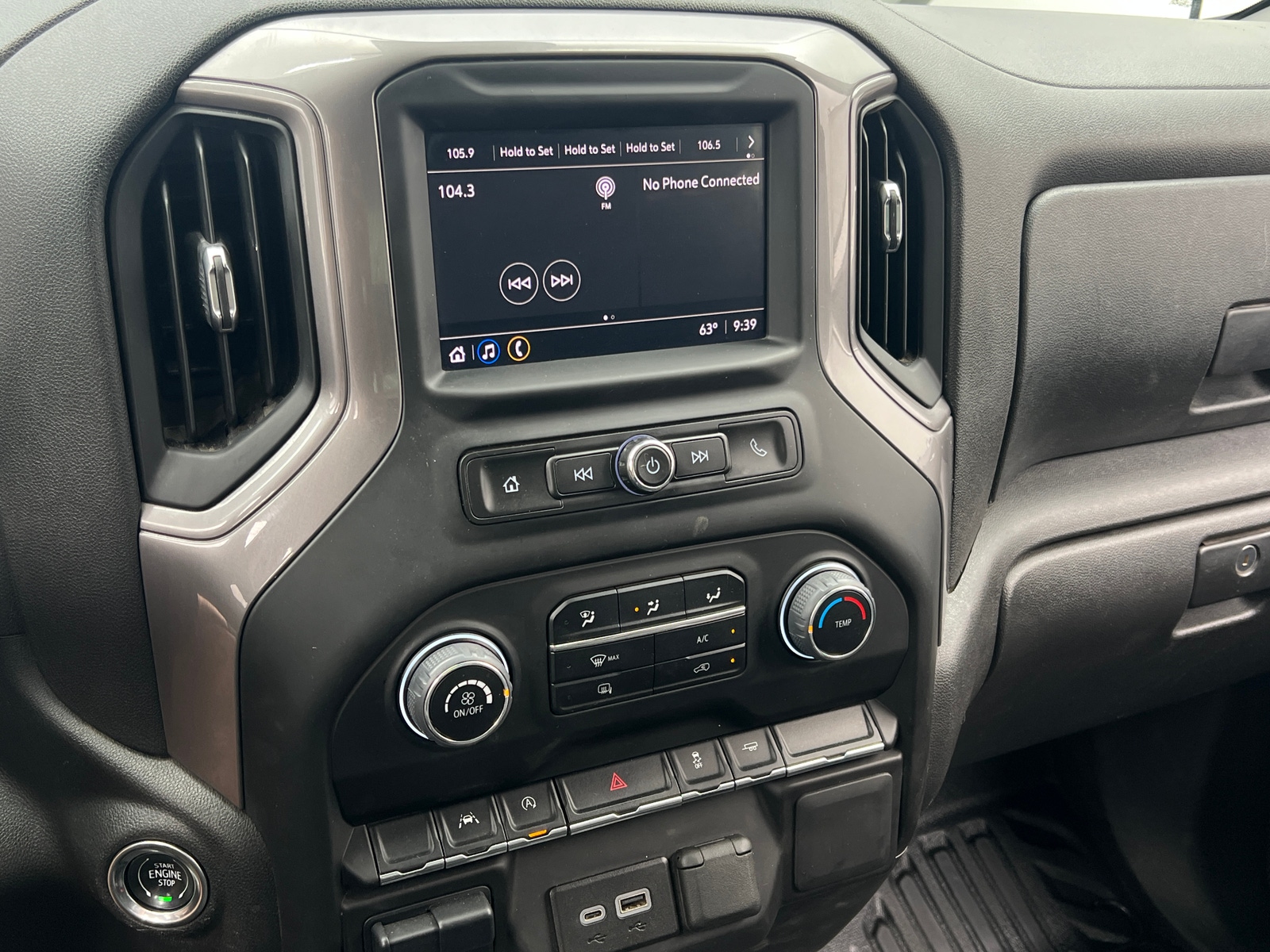 Thumbnail: 2023 Chevrolet Silverado 1500 - 4
