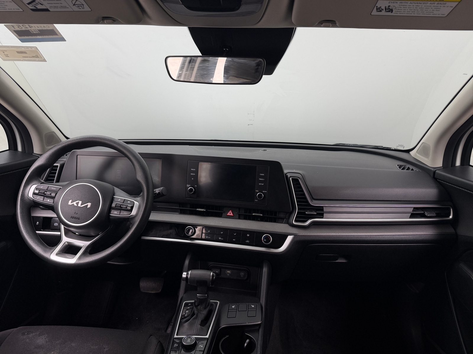 Thumbnail: 2023 Kia Sportage - 3
