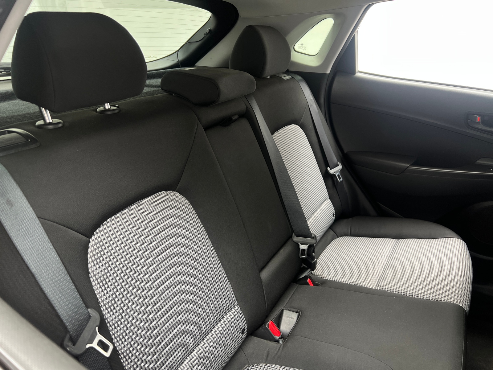 Thumbnail: 2021 Hyundai Kona - 6