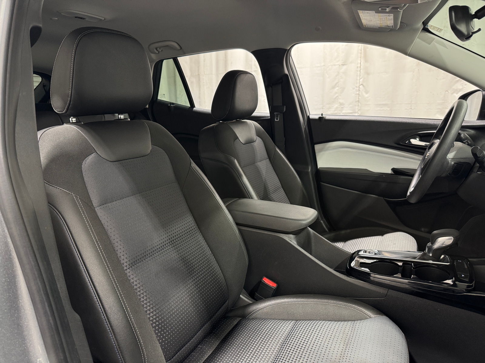 Thumbnail: 2025 Chevrolet Trax - 2