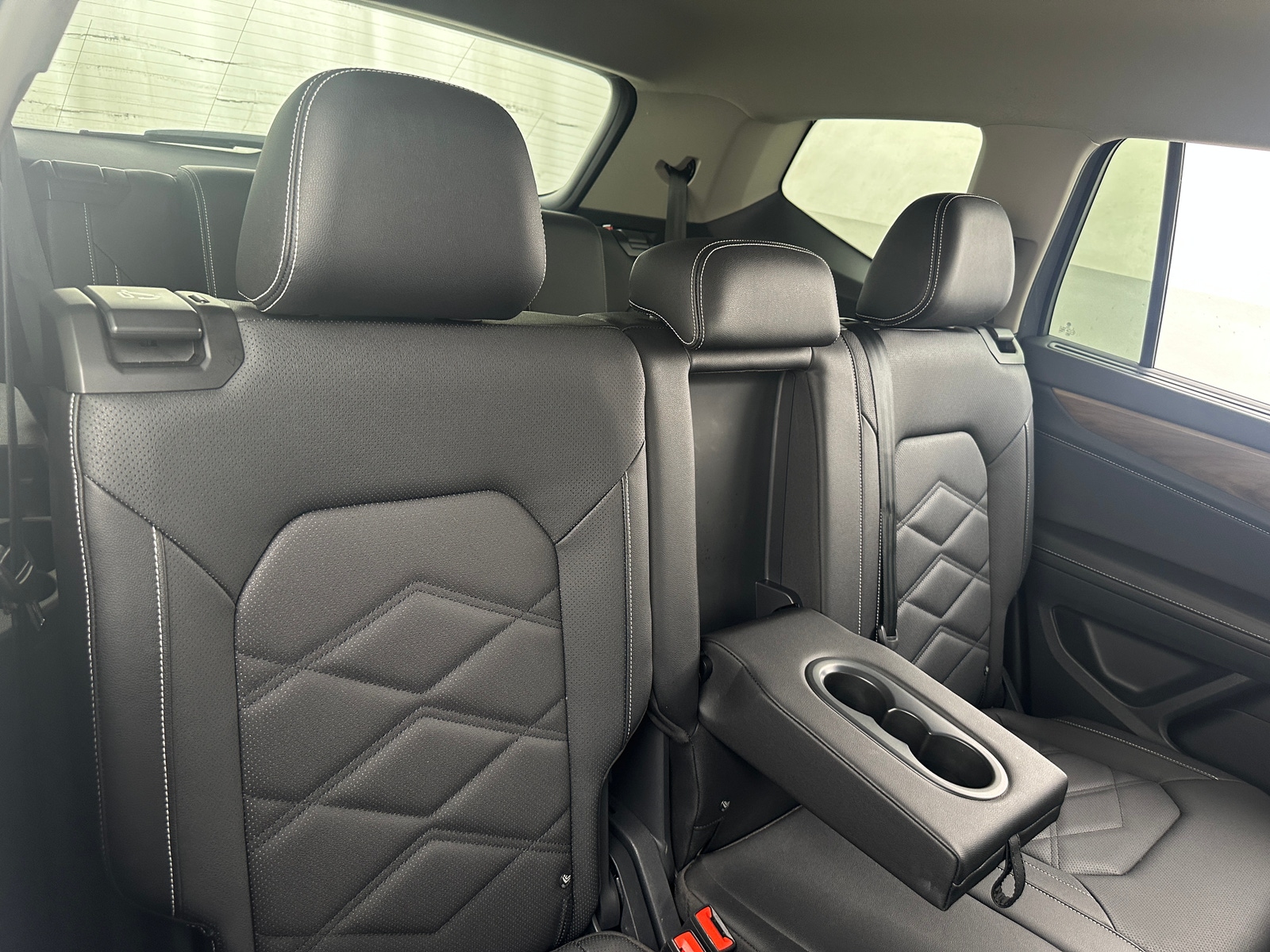 Thumbnail: 2026 Volkswagen Atlas - 5