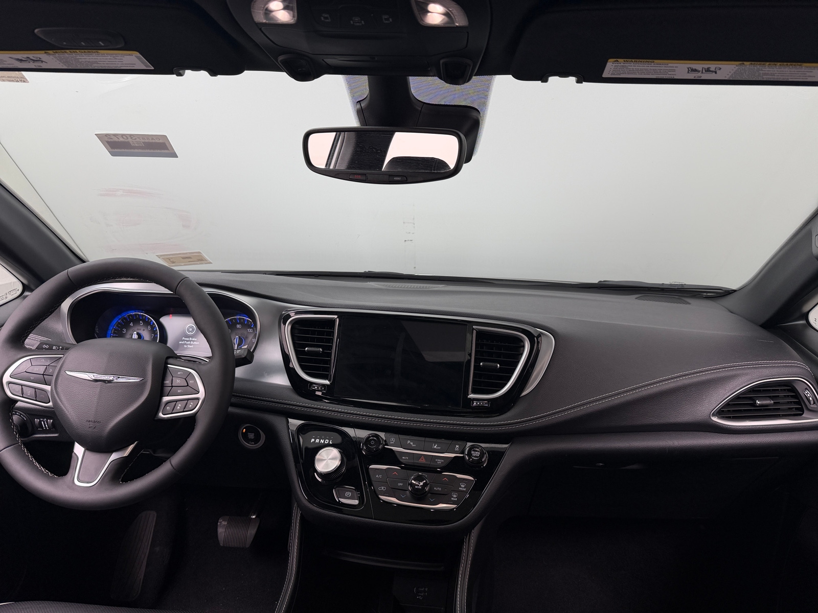 Thumbnail: 2026 Chrysler Pacifica - 2