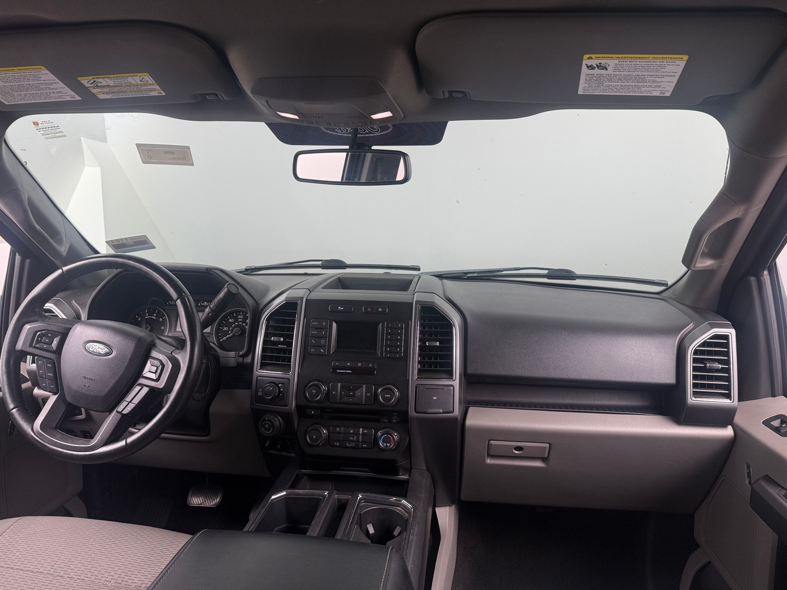 Thumbnail: 2018 Ford Econoline - 3