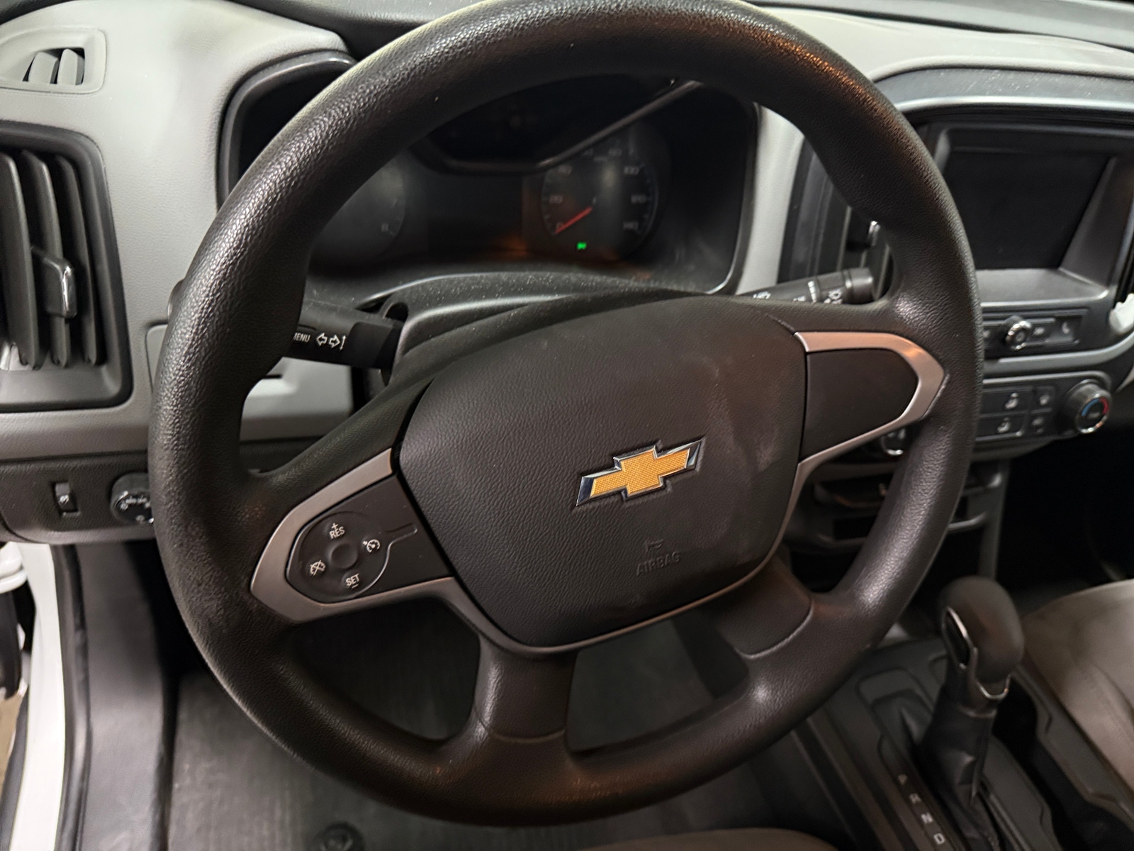 Thumbnail: 2022 Chevrolet Colorado - 5