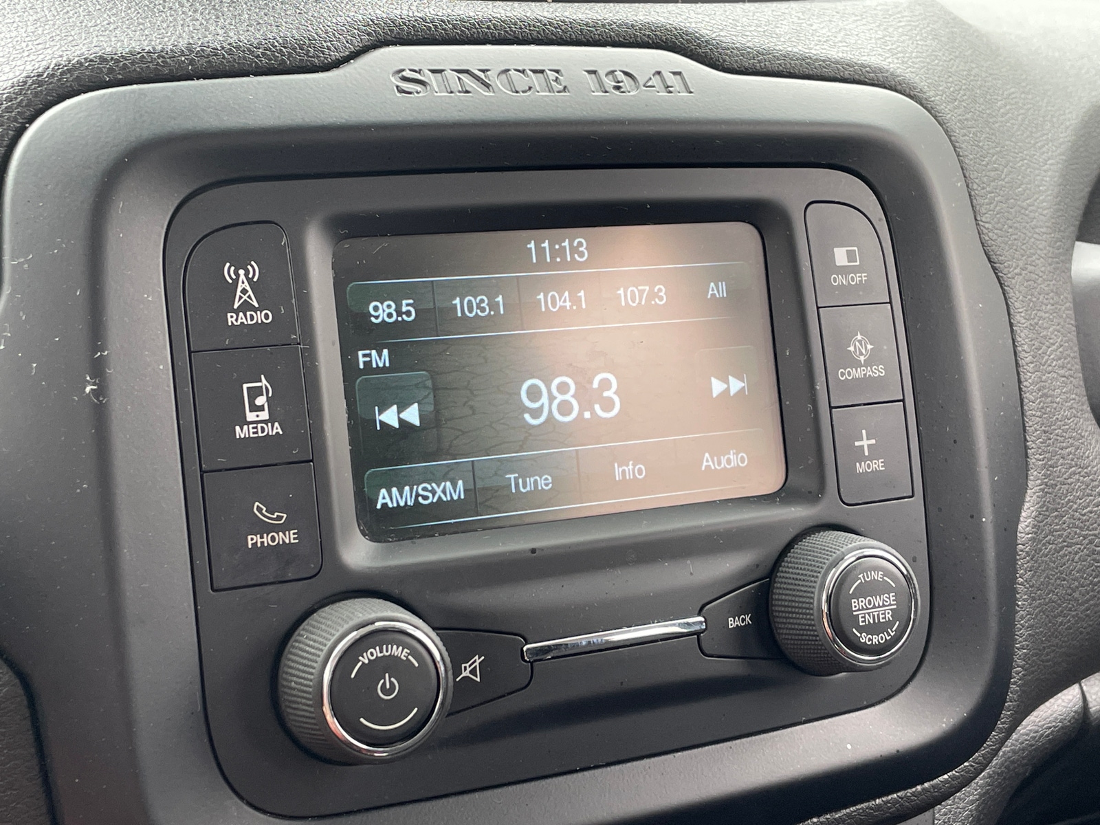 Thumbnail: 2015 Jeep Renegade - 4