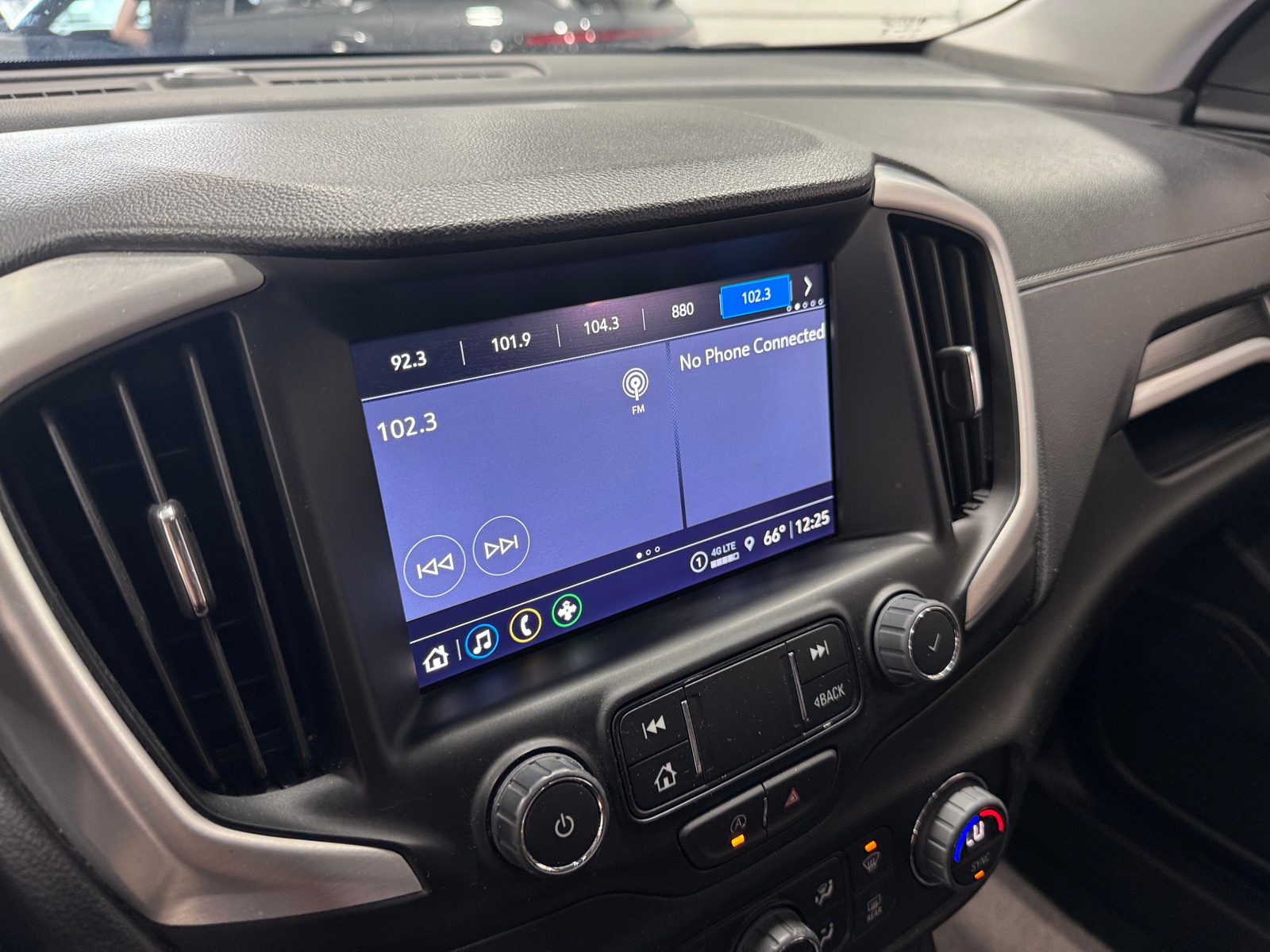 Thumbnail: 2024 GMC Terrain - 3