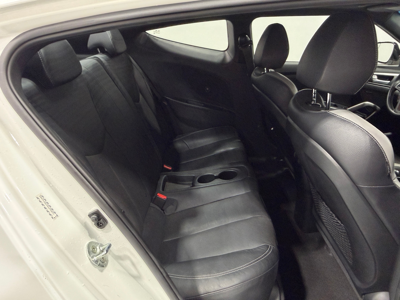 Thumbnail: 2016 Hyundai Veloster - 5