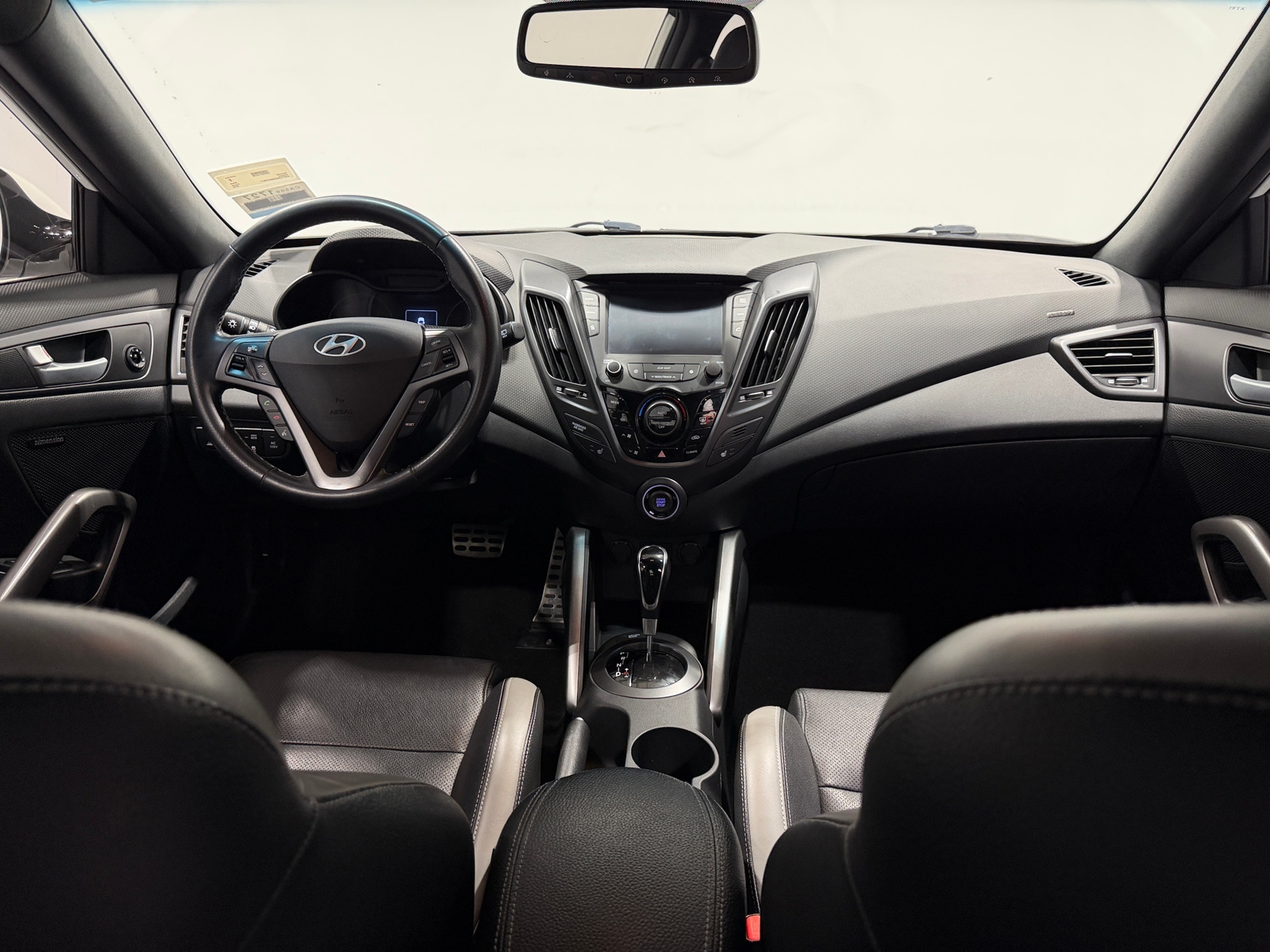 Thumbnail: 2016 Hyundai Veloster - 2