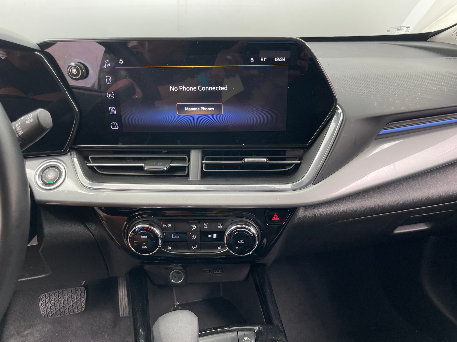 Thumbnail: 2025 Chevrolet Trax - 4