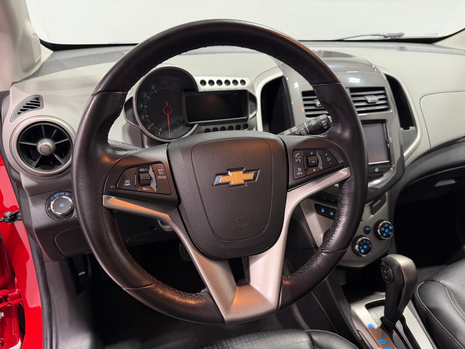 Thumbnail: 2015 Chevrolet Sonic - 4