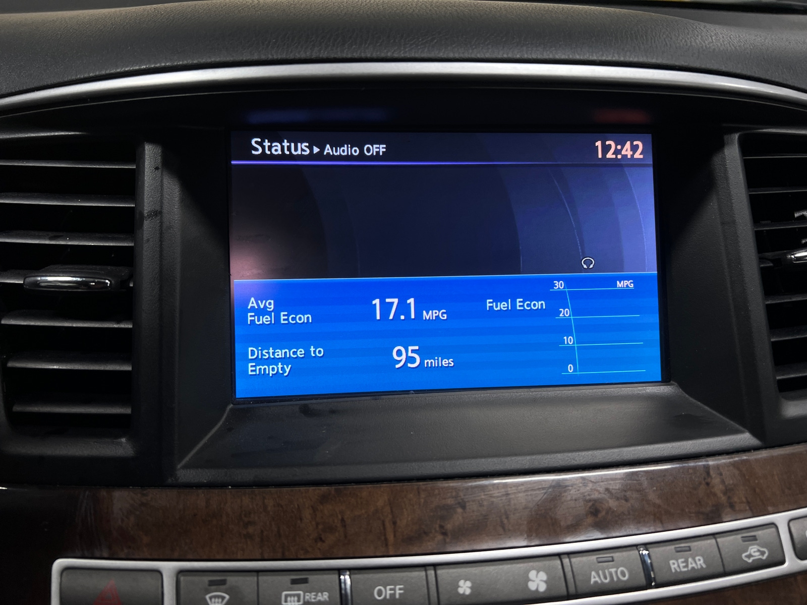 Thumbnail: 2014 INFINITI QX60 - 3