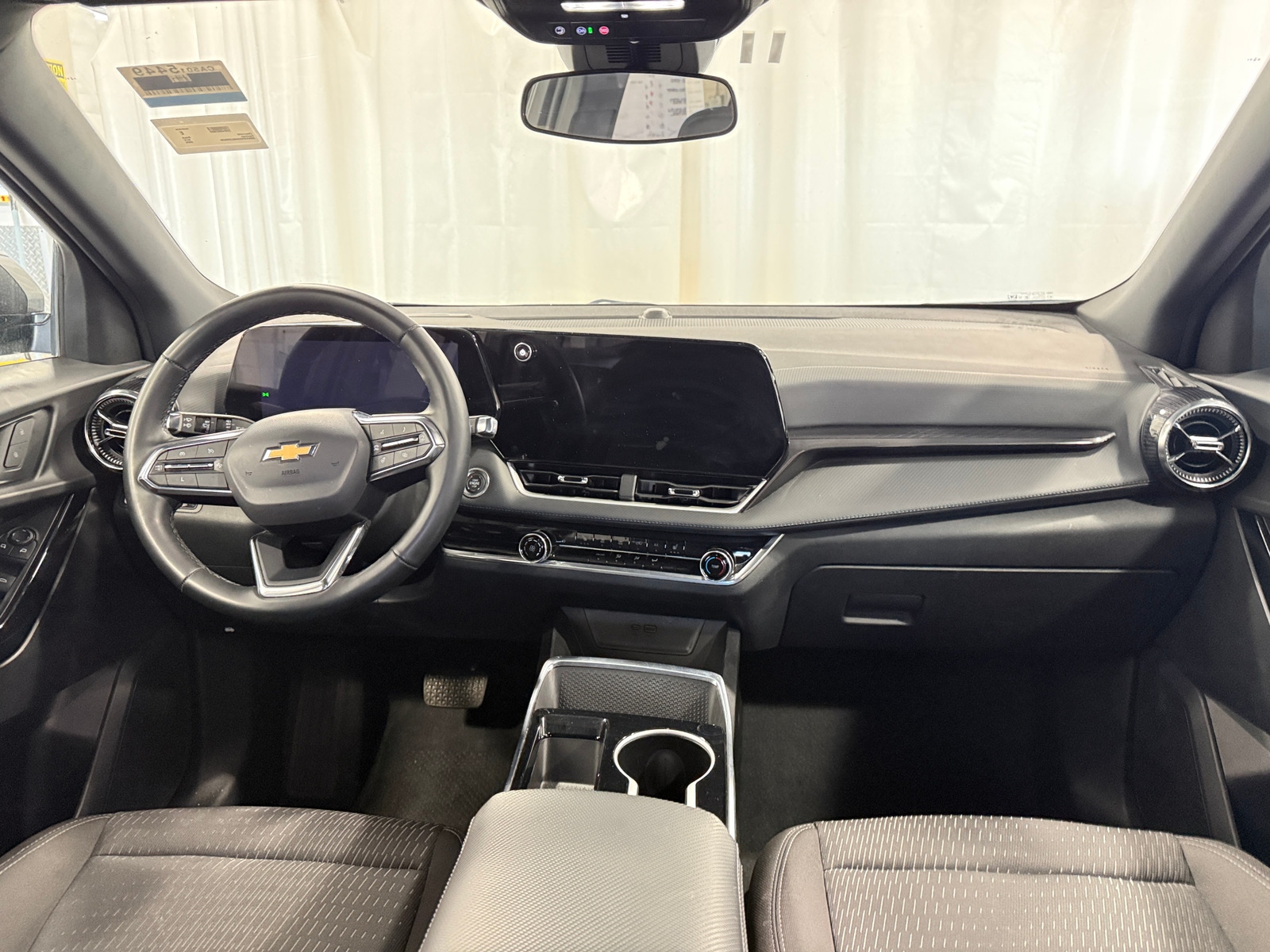 Thumbnail: 2025 Chevrolet Equinox - 3