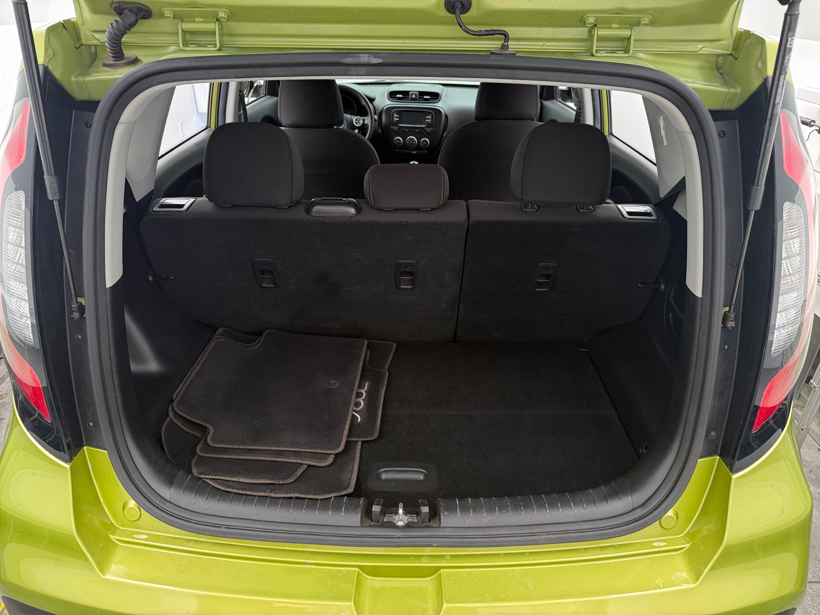 Thumbnail: 2019 Kia Soul - 7