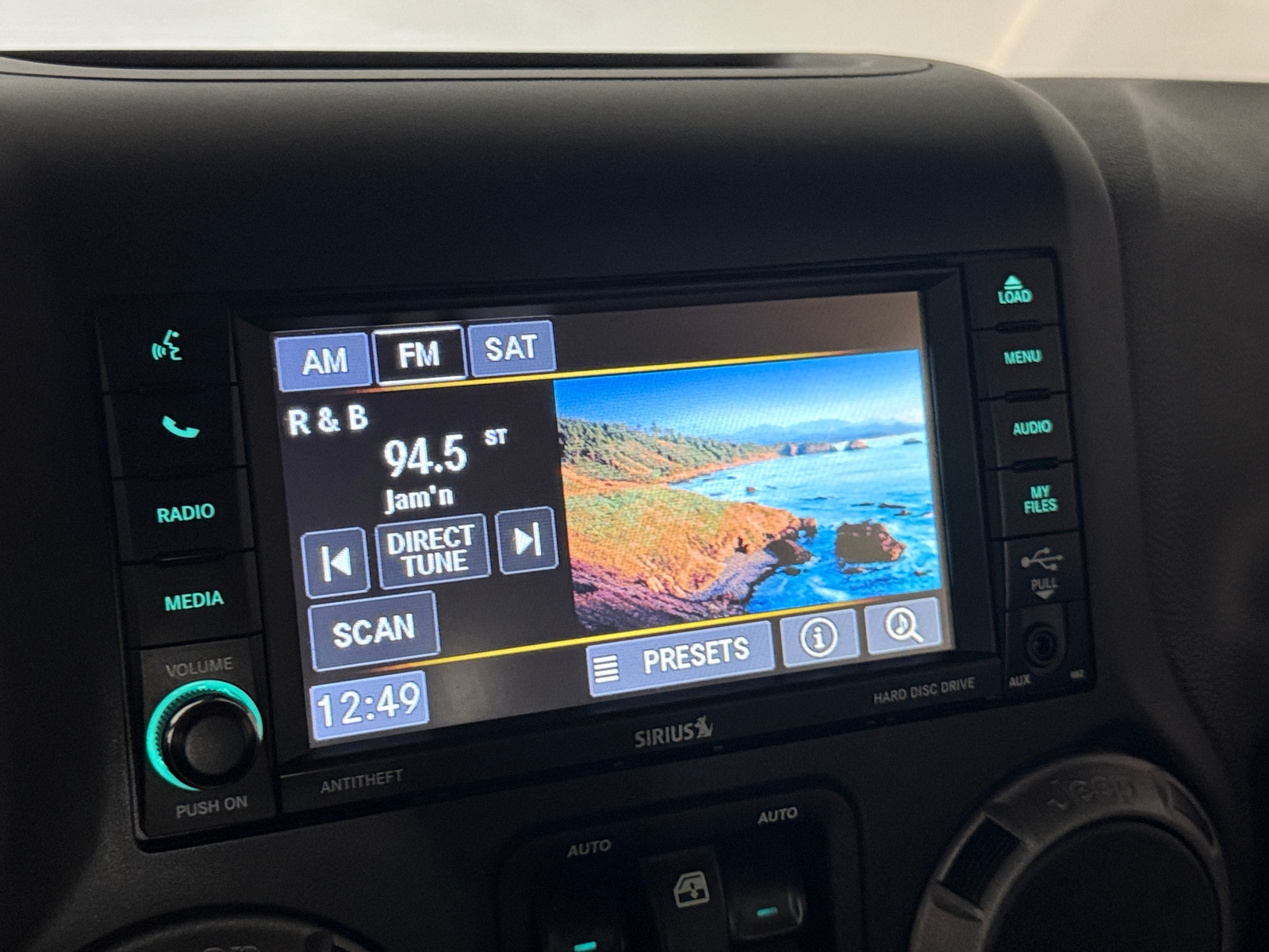 Thumbnail: 2017 Jeep Wrangler - 4