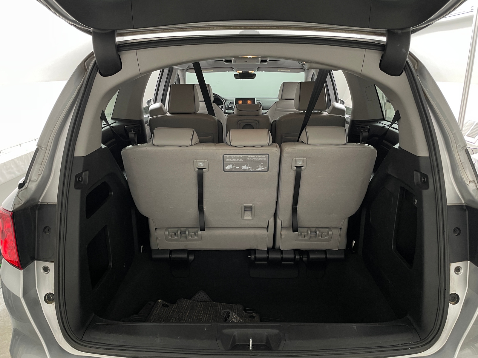 Thumbnail: 2022 Honda Odyssey - 6
