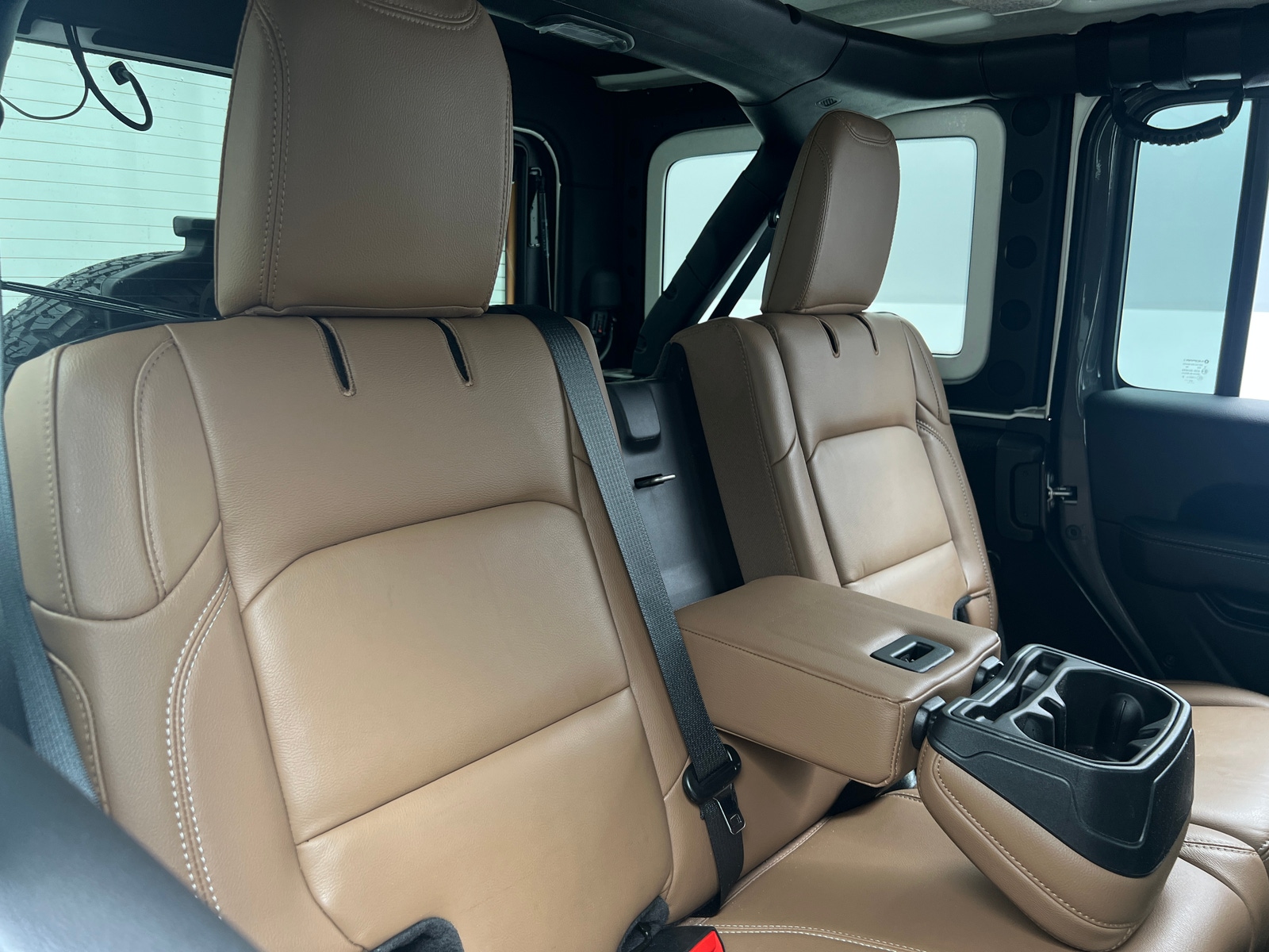 Thumbnail: 2021 Jeep Wrangler - 5