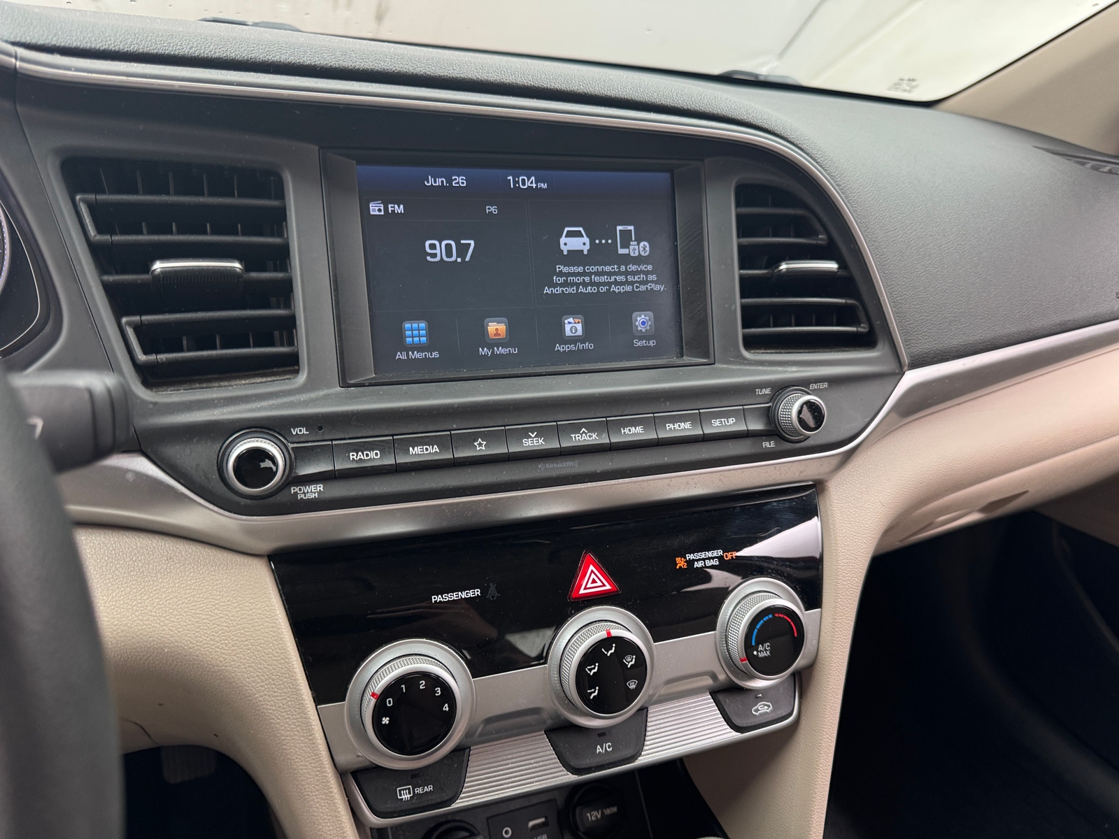 Thumbnail: 2019 Hyundai Elantra - 4