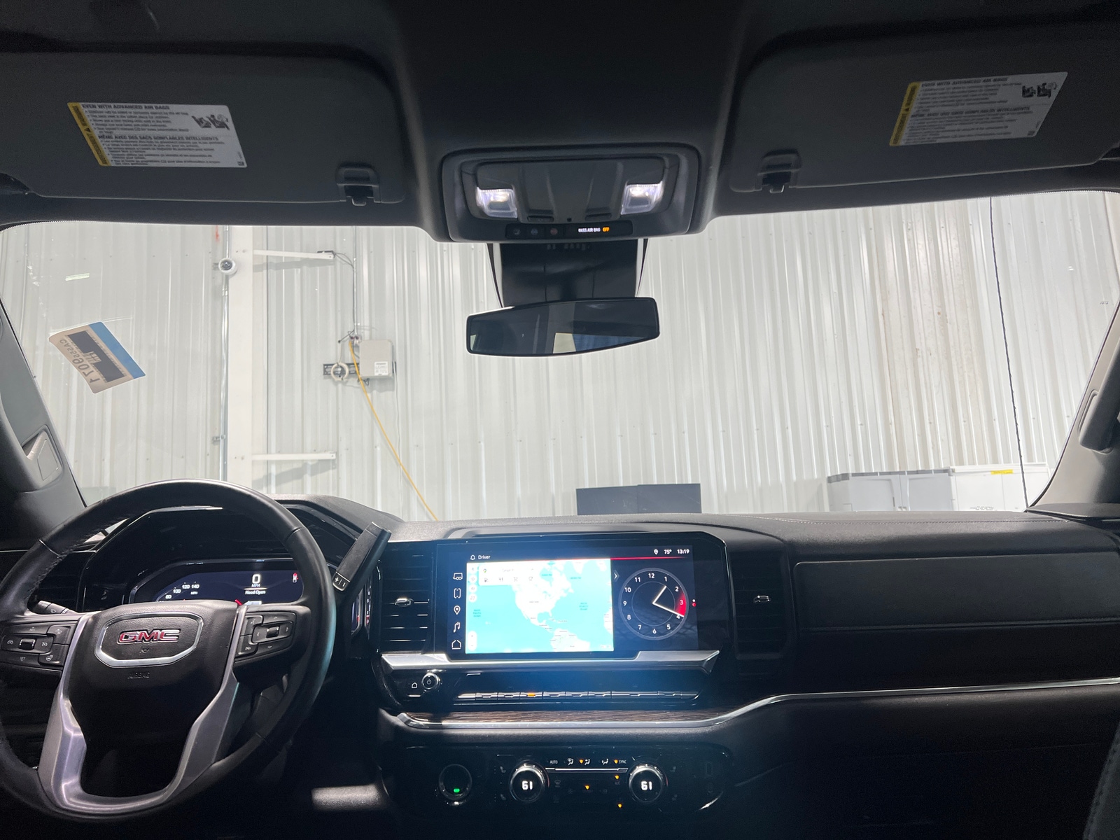 Thumbnail: 2023 GMC Sierra 1500 - 3