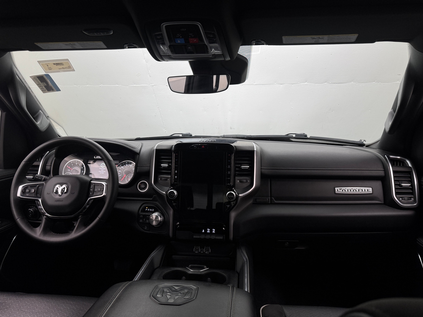 Thumbnail: 2025 RAM 1500 - 2