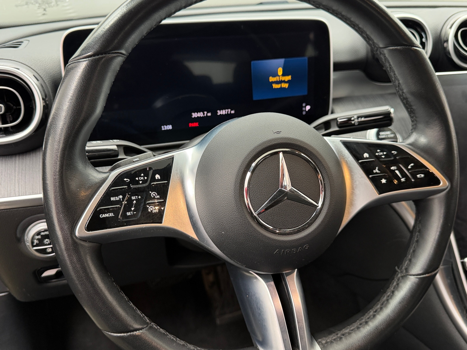 Thumbnail: 2025 Mercedes-Benz C-Class - 4