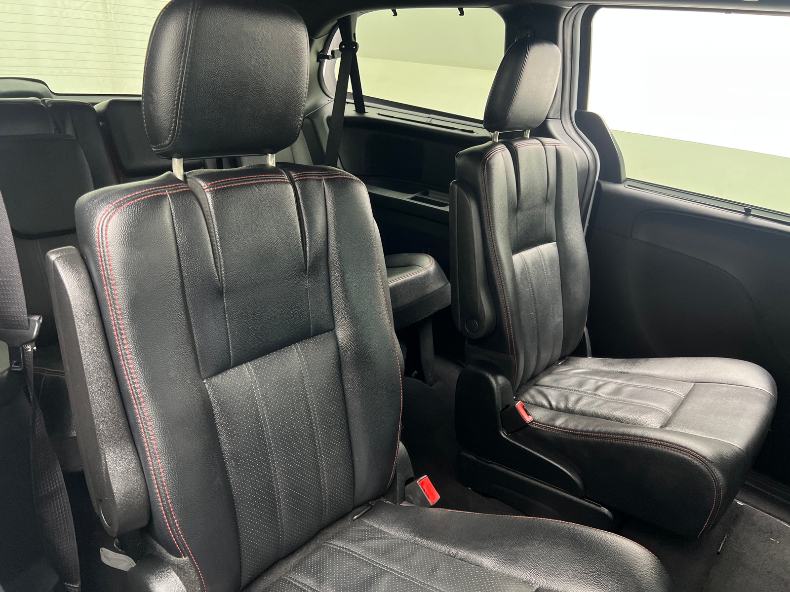 Thumbnail: 2017 Dodge Grand Caravan - 5