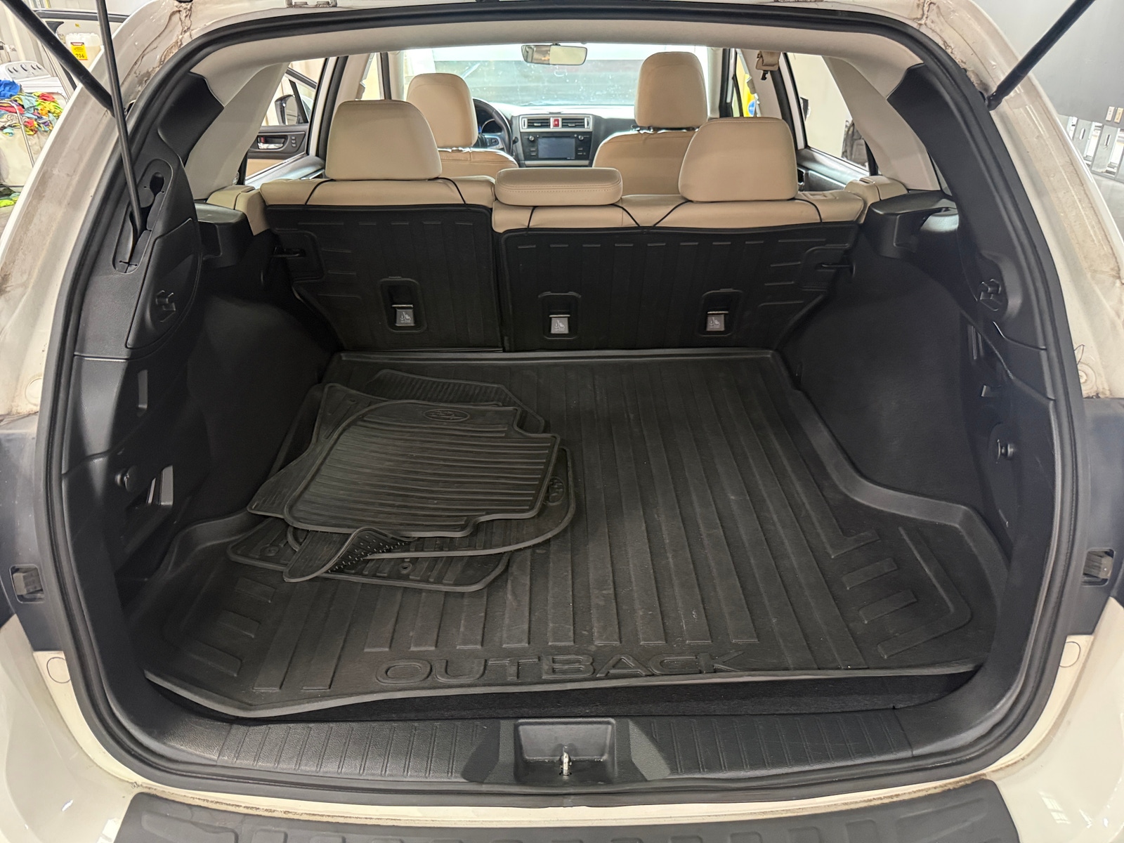 Thumbnail: 2017 Subaru Outback - 6