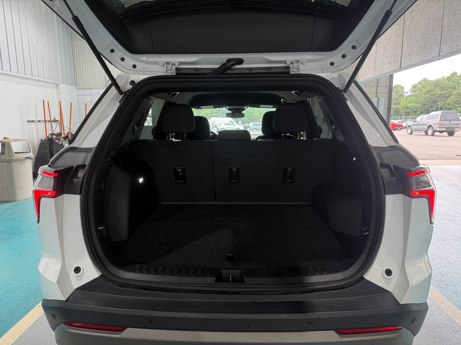 Thumbnail: 2025 Chevrolet Equinox - 7