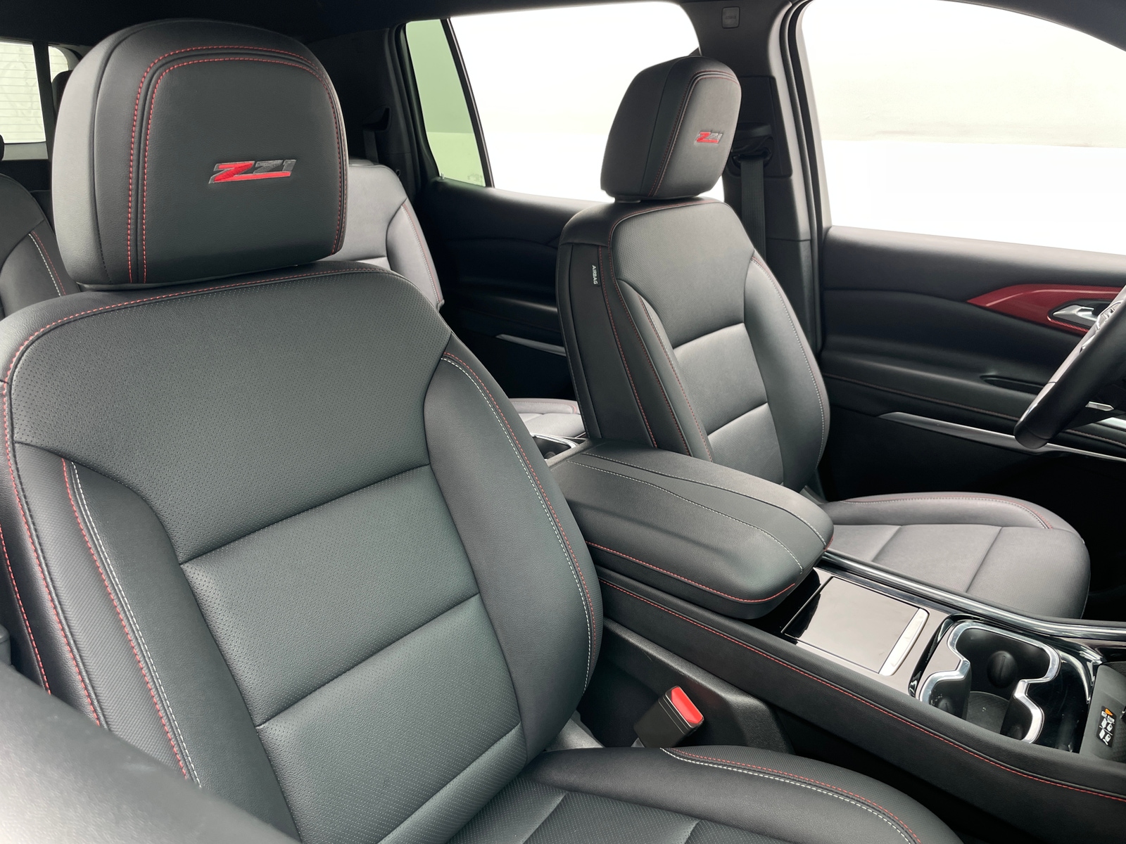Thumbnail: 2026 Chevrolet Traverse - 2
