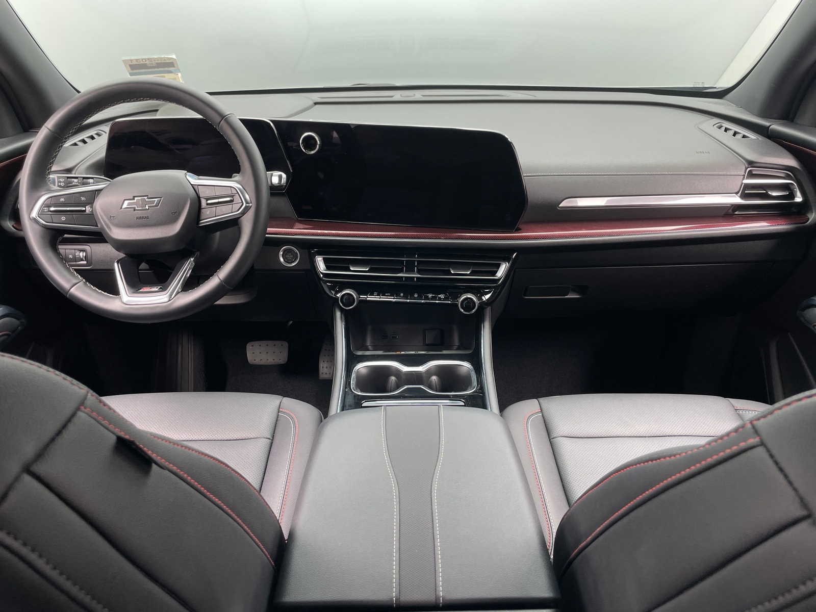 Thumbnail: 2026 Chevrolet Traverse - 3
