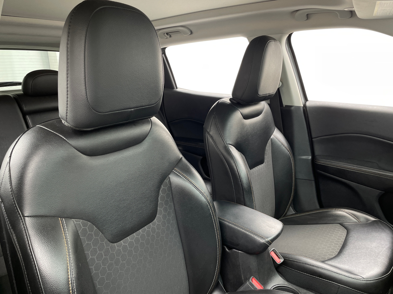 Thumbnail: 2018 Jeep Compass - 2