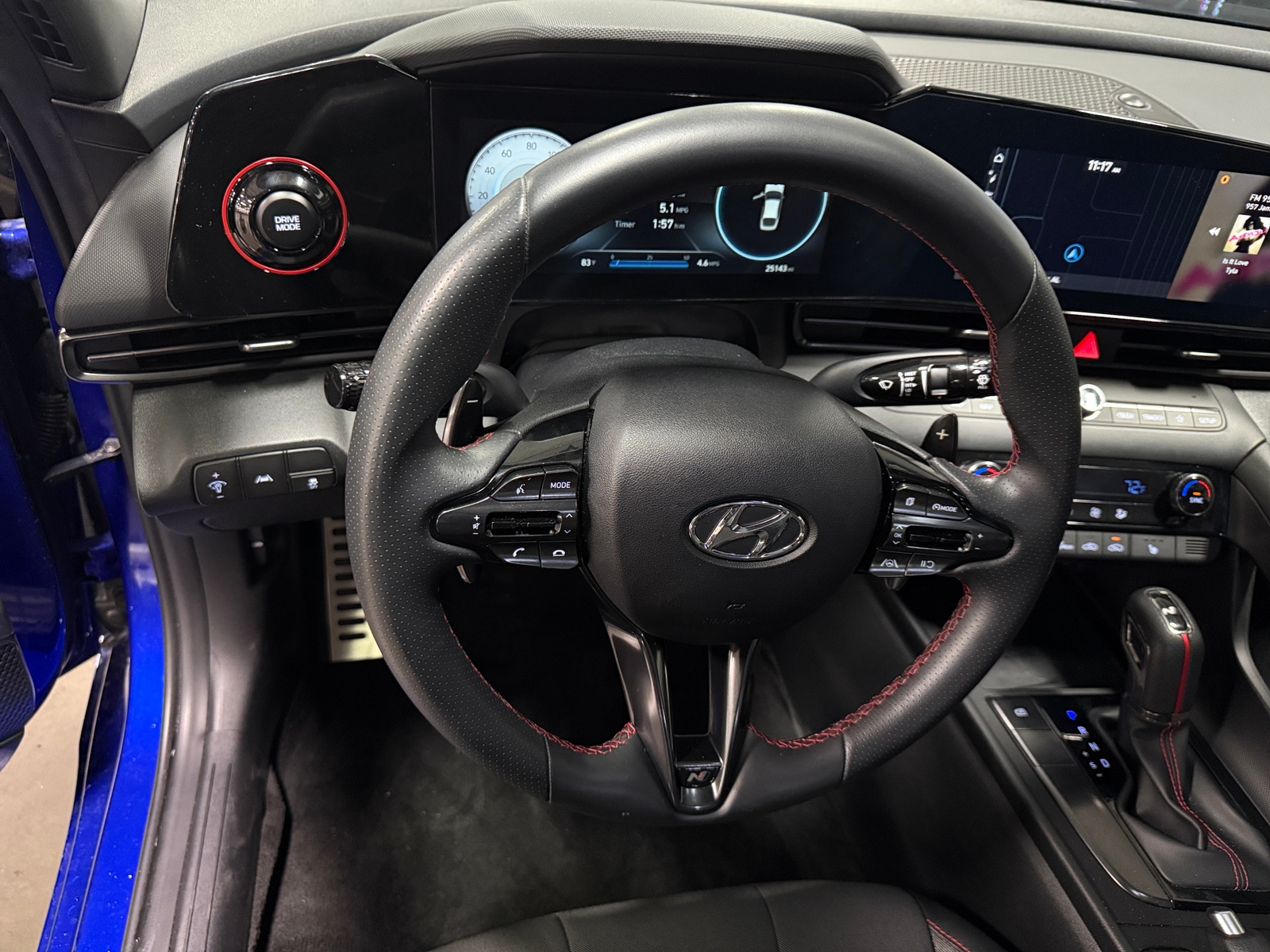 Thumbnail: 2023 Hyundai Elantra - 4