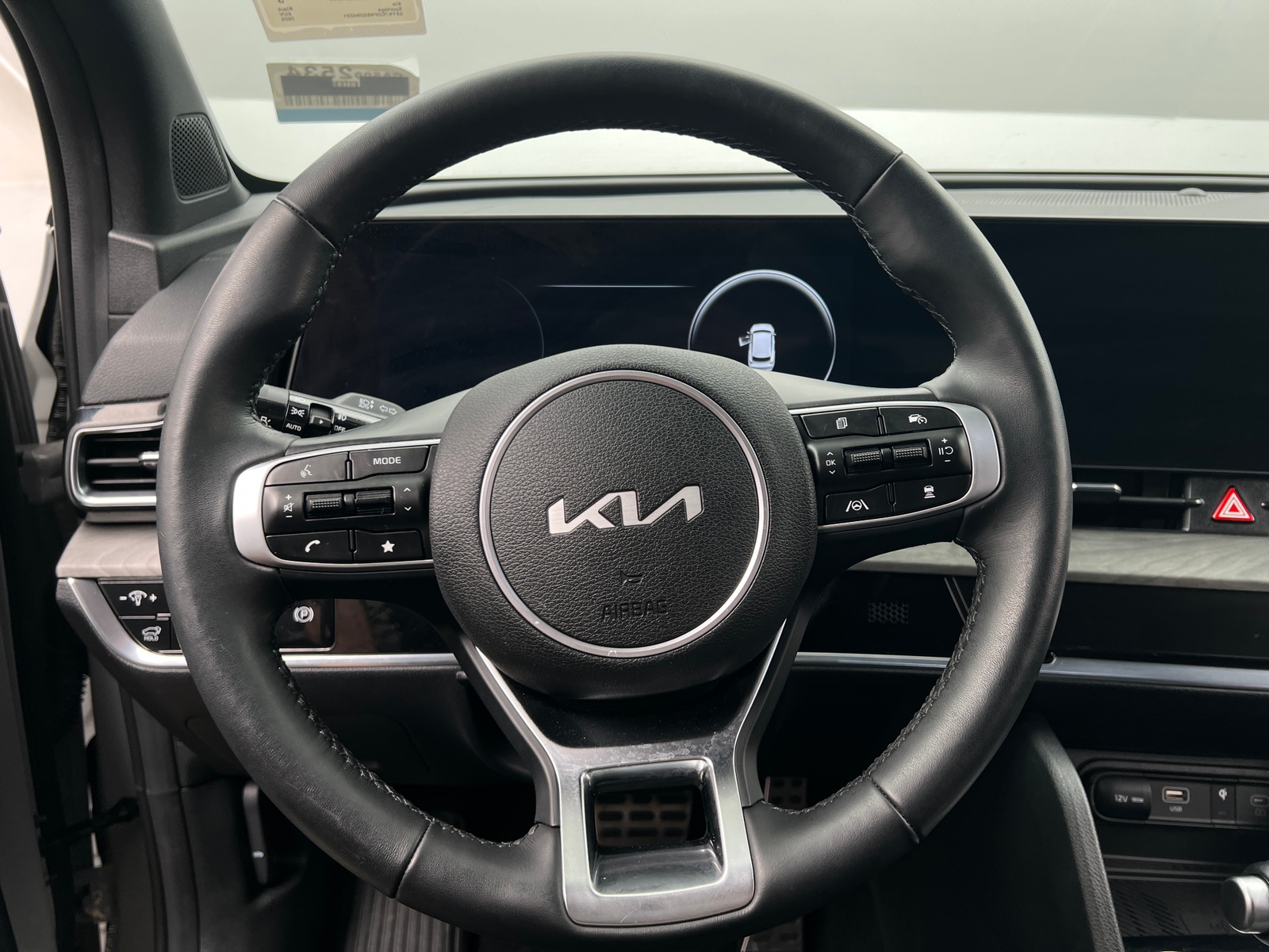 Thumbnail: 2025 Kia Sportage - 4