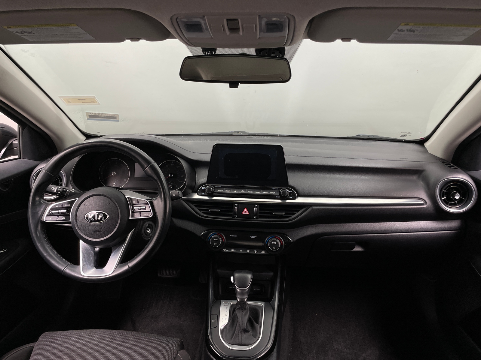 Thumbnail: 2019 Kia Forte - 3