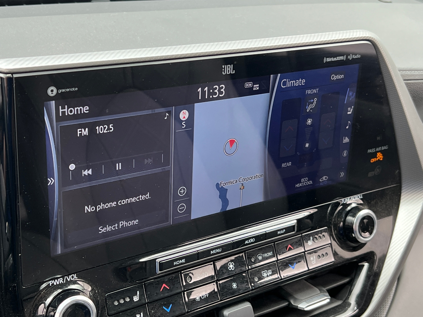 Thumbnail: 2020 Toyota Highlander - 3