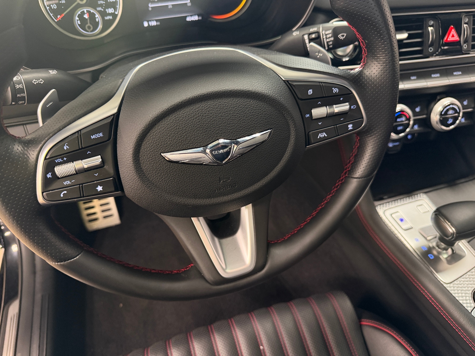 Thumbnail: 2023 Genesis G70 - 4