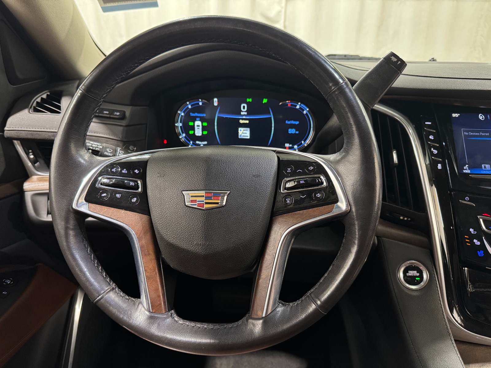 Thumbnail: 2020 Cadillac Escalade - 4