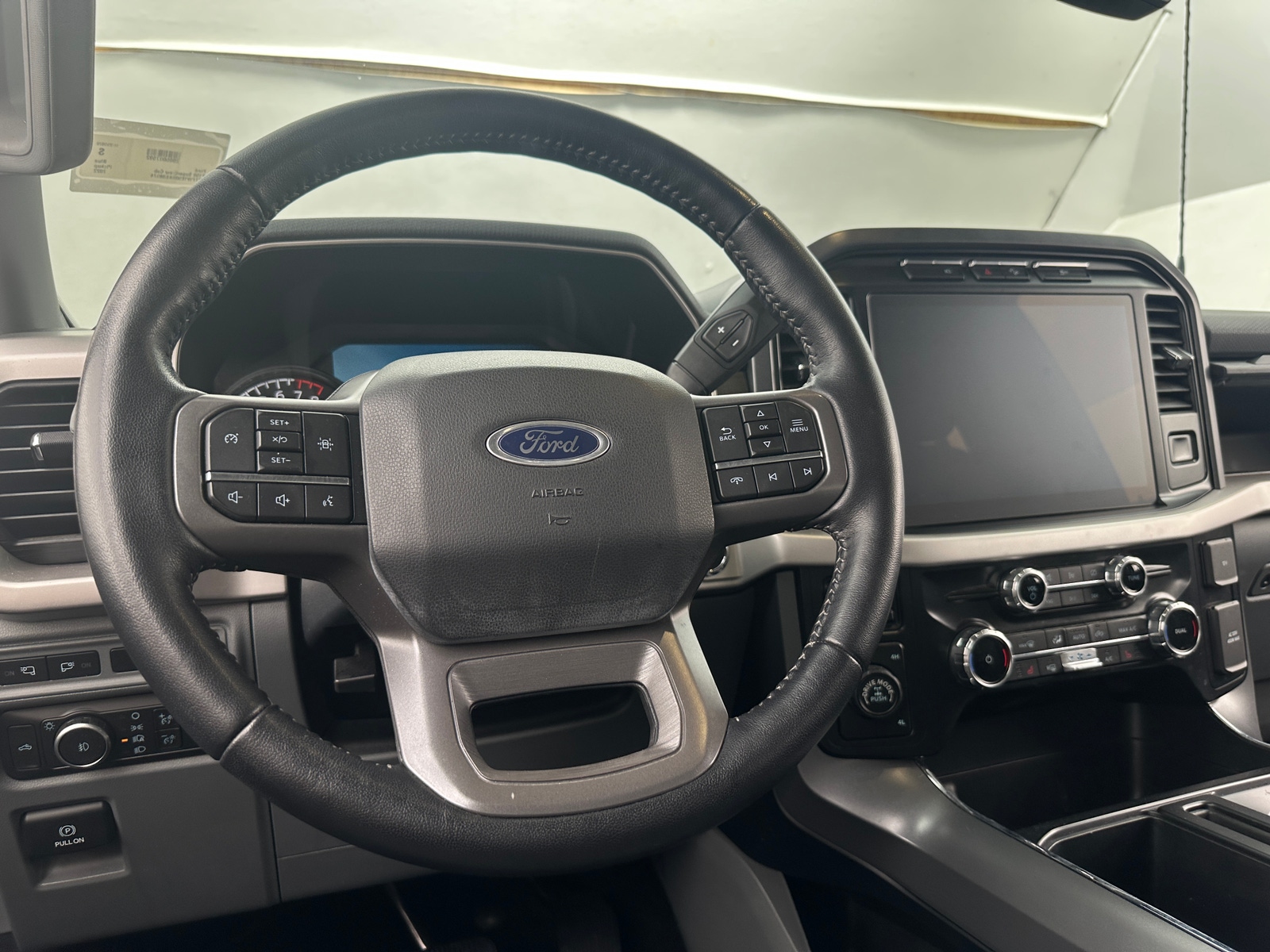 Thumbnail: 2022 Ford Econoline - 5
