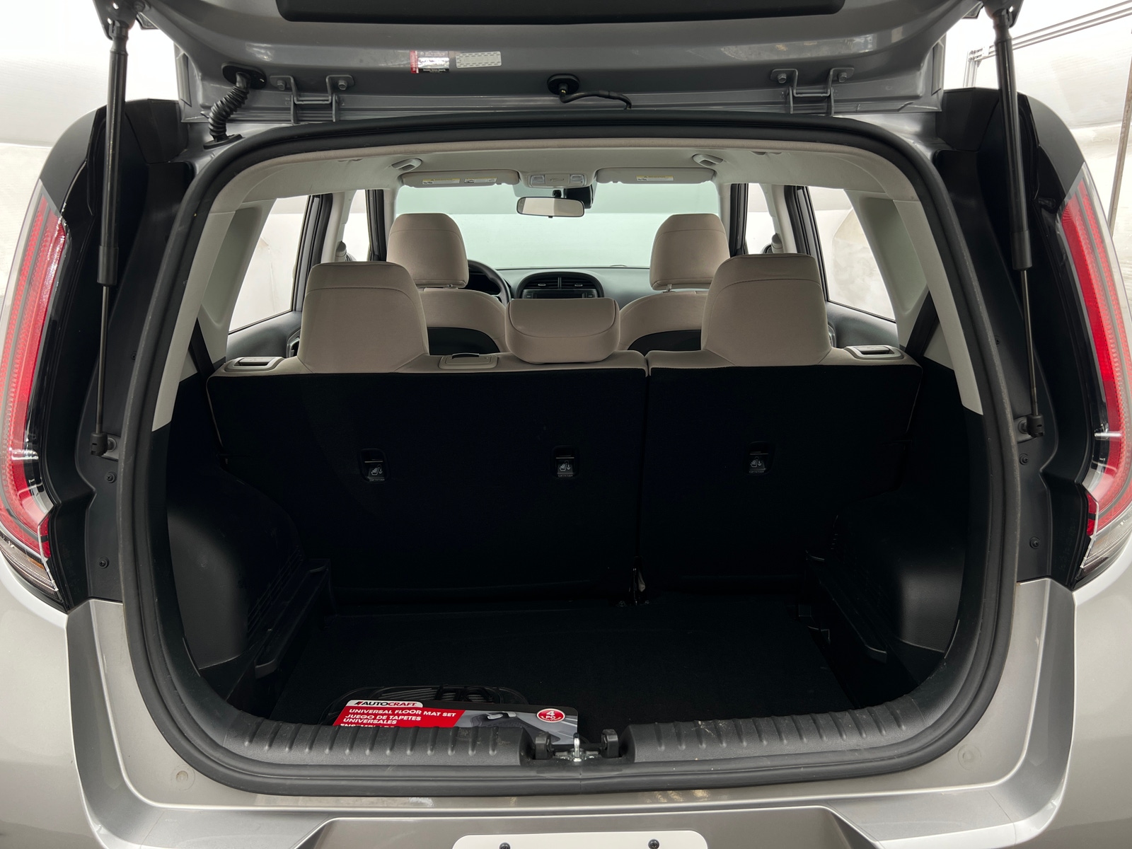 Thumbnail: 2023 Kia Soul - 7