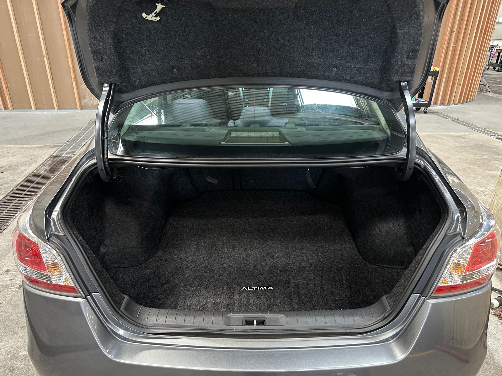 Thumbnail: 2015 Nissan Altima - 7