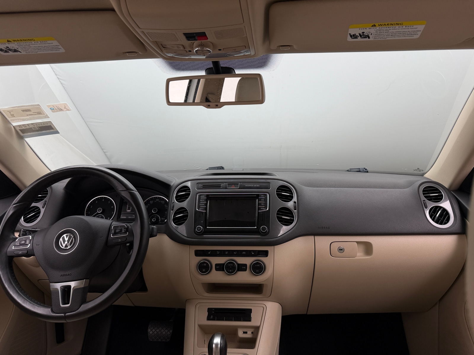 Thumbnail: 2017 Volkswagen Tiguan - 2