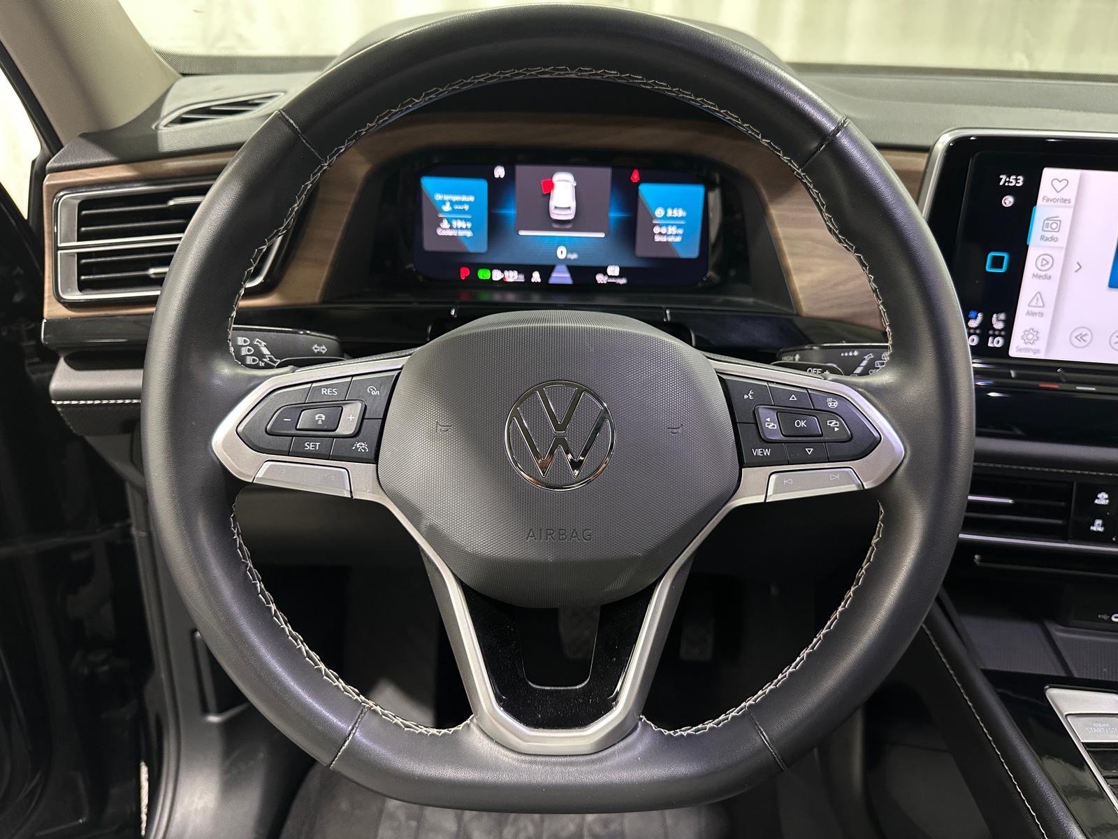 Thumbnail: 2024 Volkswagen Atlas - 4