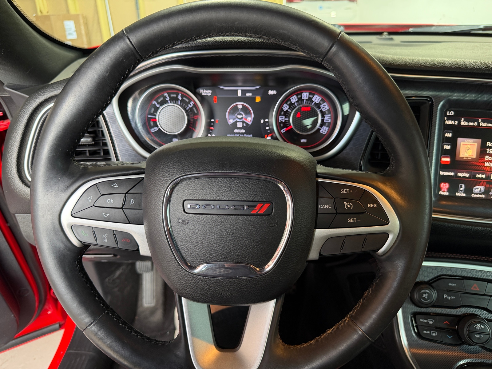Thumbnail: 2015 Dodge Challenger - 4
