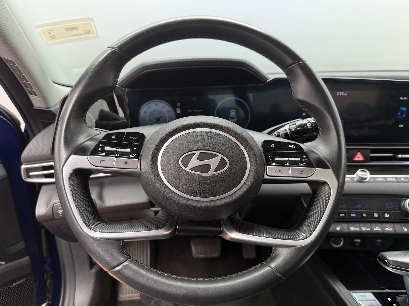 Thumbnail: 2025 Hyundai Elantra - 4