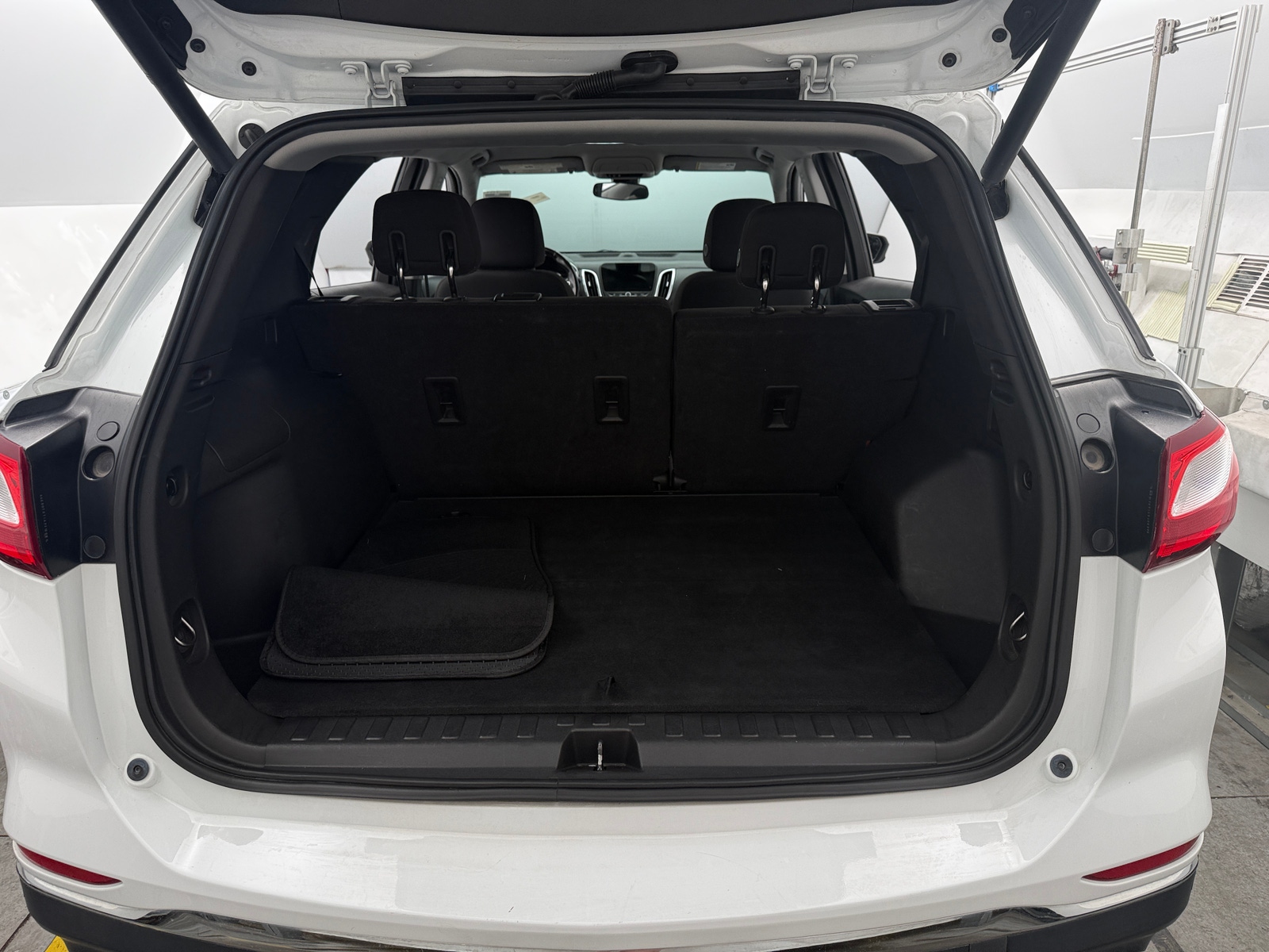 Thumbnail: 2020 Chevrolet Equinox - 7