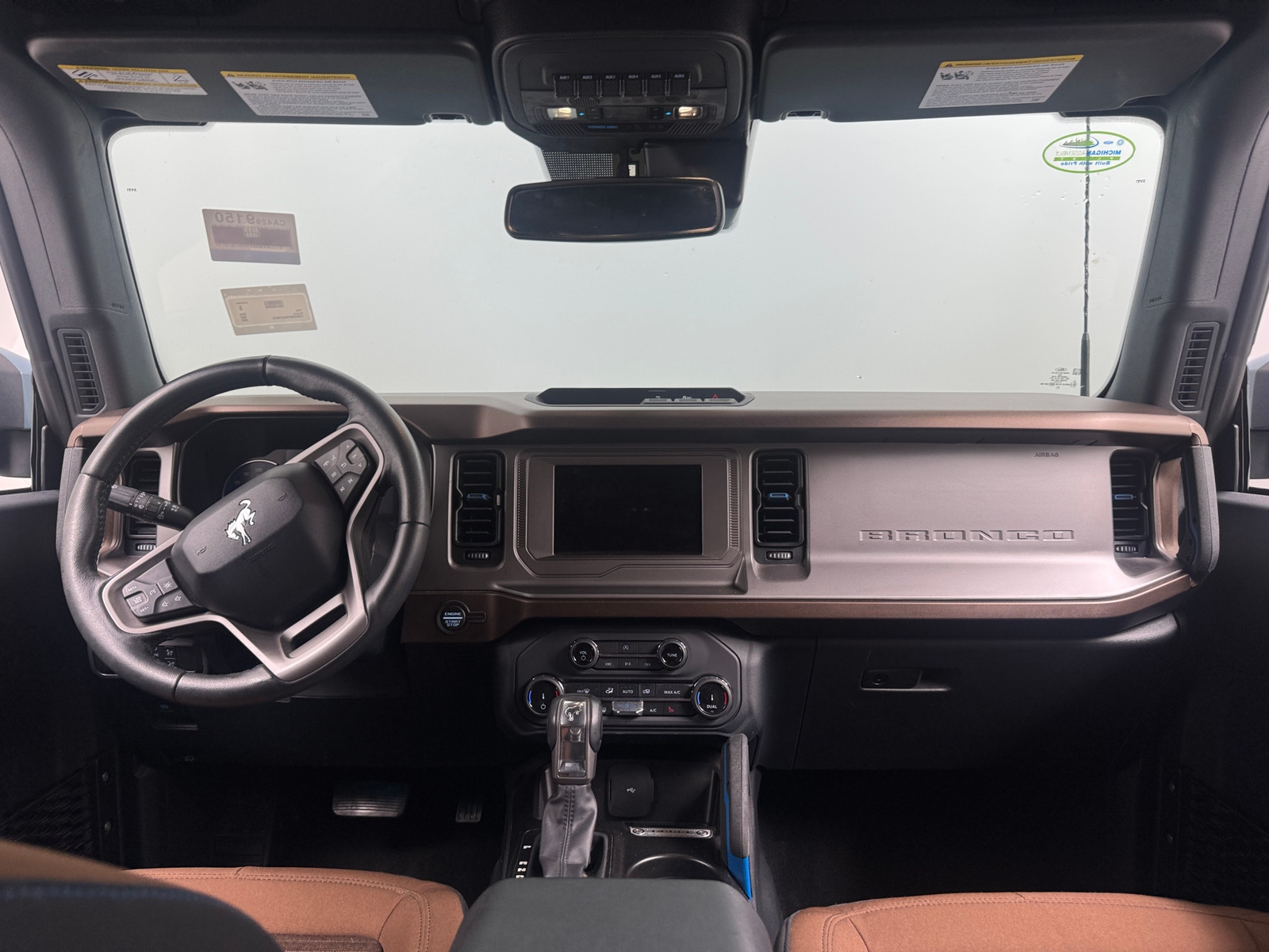 Thumbnail: 2022 Ford Bronco - 3