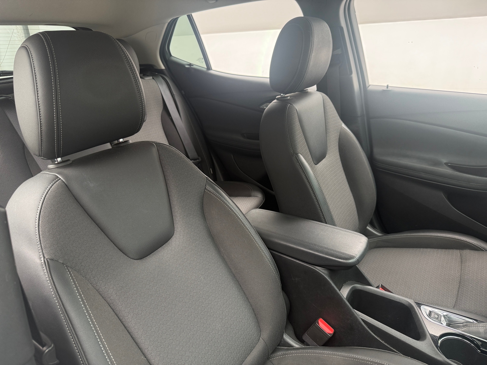 Thumbnail: 2023 Buick Encore GX - 2