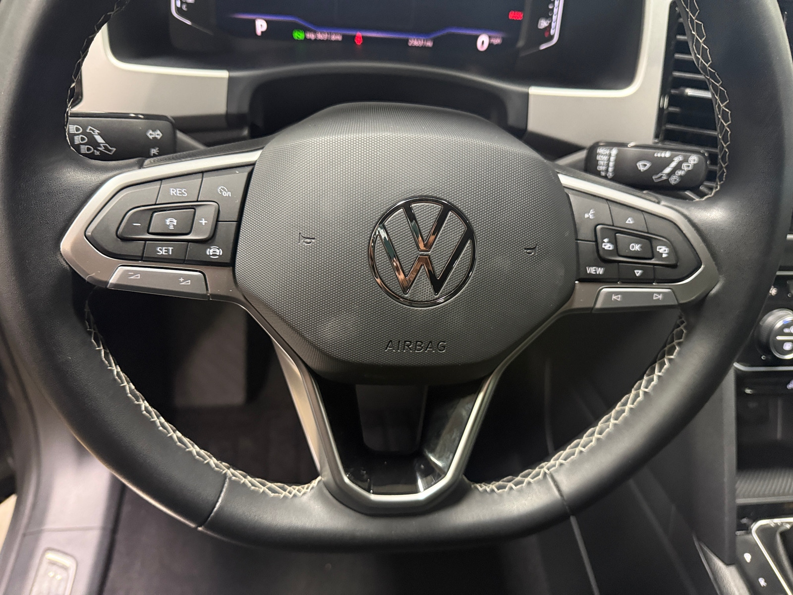 Thumbnail: 2023 Volkswagen Atlas - 4