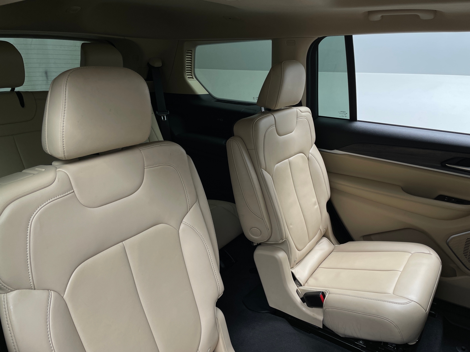 Thumbnail: 2021 Jeep Grand Cherokee L - 5