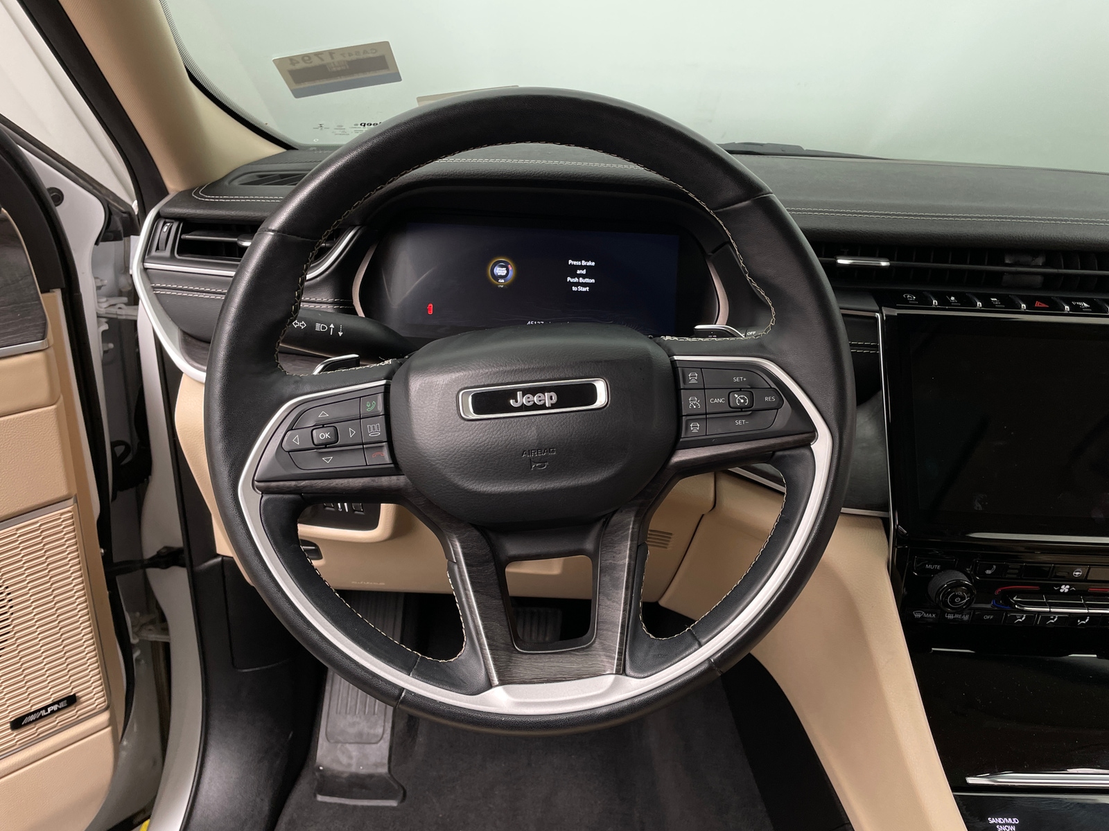 Thumbnail: 2021 Jeep Grand Cherokee L - 4